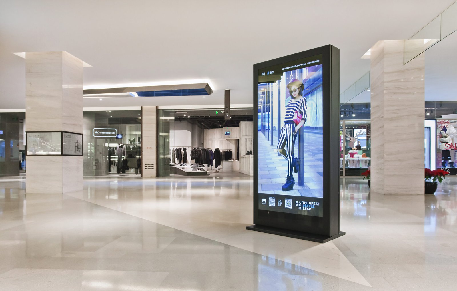 Premium Manufacturer of Digital Signage | Touchscreen Displays | Industrial PCs & Kiosks With Pan-India Delivery
