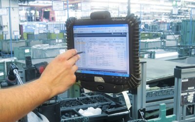 Rugged Industrial Tablets – Reliable Field Solutions for Manufacturing and Logistics