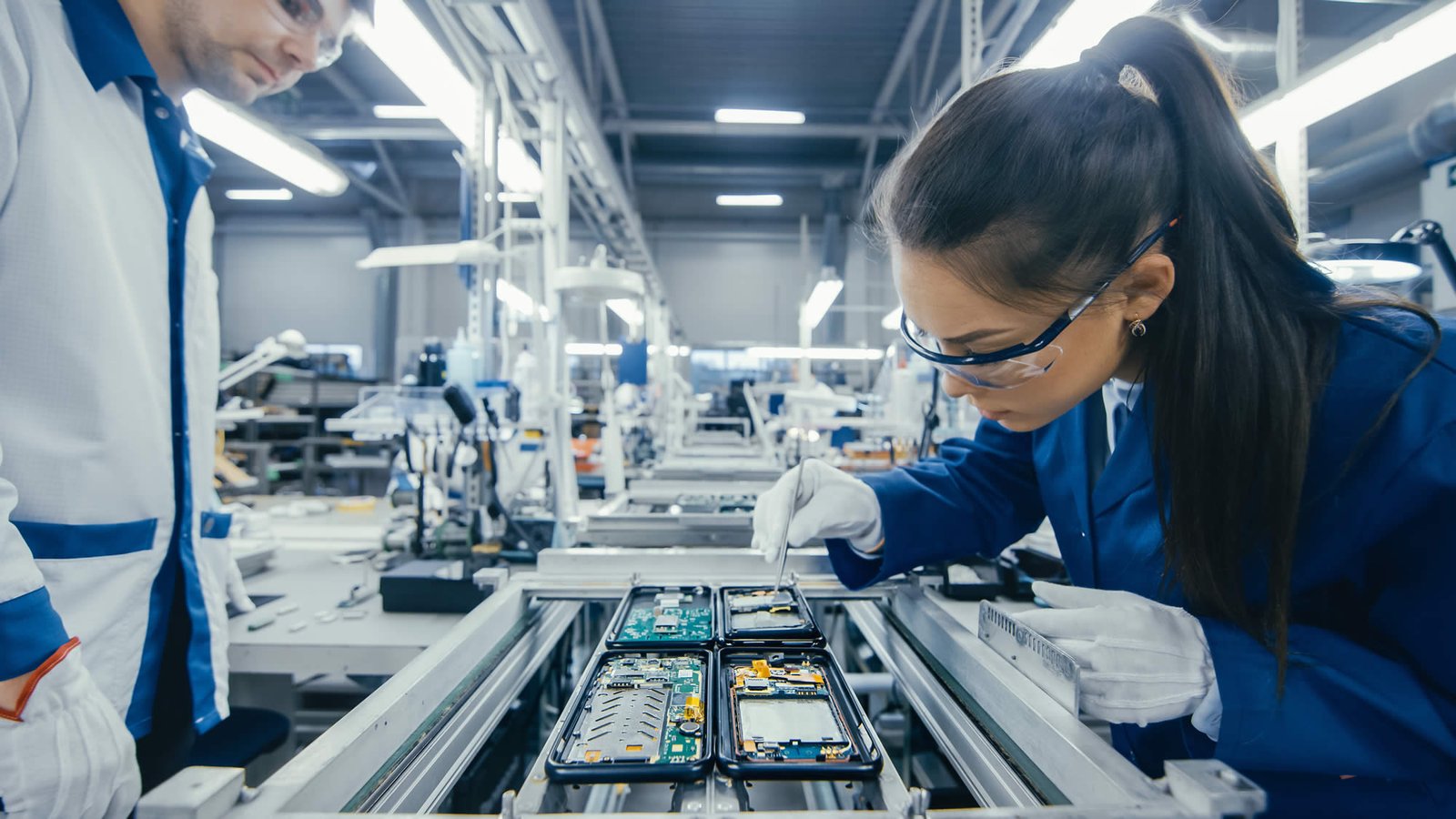How to Select the Right Industrial Motherboard – Complete Guide by Elpro Technologies