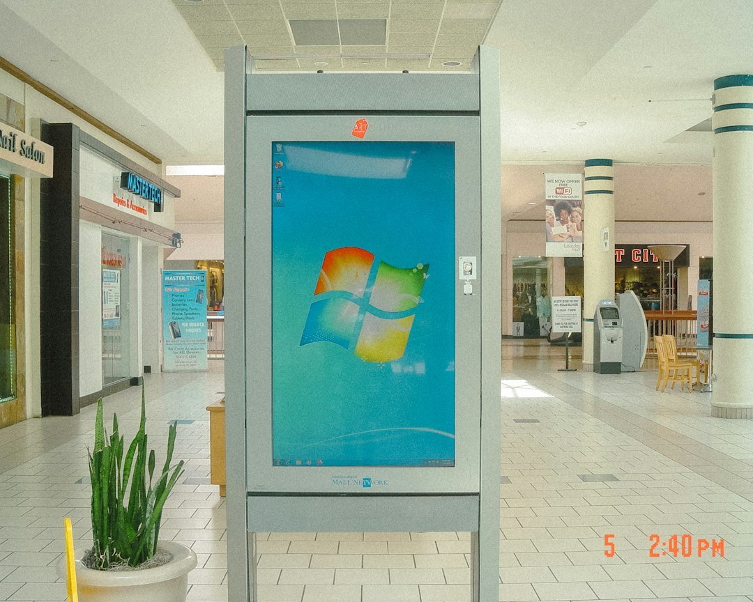 Digital information kiosk display in a public indoor environment